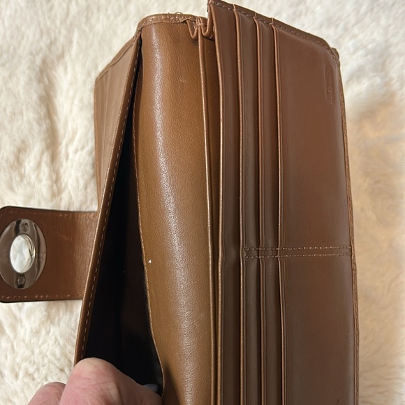 Coach Monogram Canvas Signure Turn Wallet - Picture 6 of 12